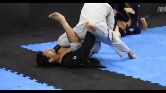 Leandro Lo  NS Brotherhood 10 Mins of Rolling