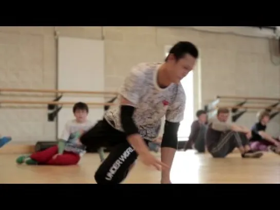 BBOY TOMMY GUNS ILL-Abilities & Renegades Crew   Tokyo to London   YAK FILMS