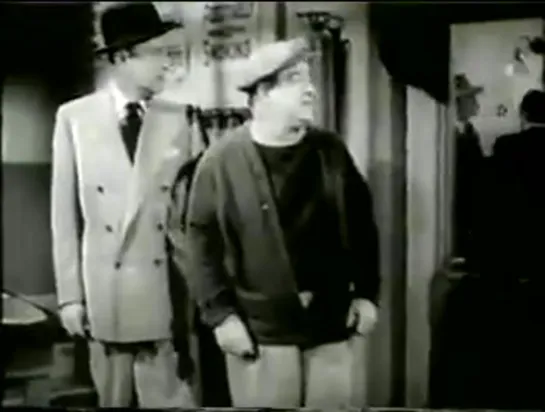 Abbott y Costello contra el hombre invisible (Abbott and Costello Meet the Invisible Man, 1951) Charles Lamont