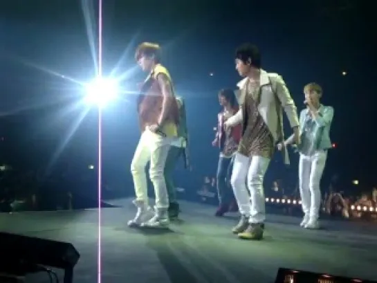 [Fancam]  110610 SHINee - Stand By Me, Présentation, Replay, Juliet @ SMTown In Paris