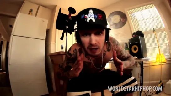 Chris Webby - So Eazy