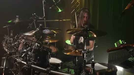 Megadeth Drummer Learns Blink-182 As Fast As Possible