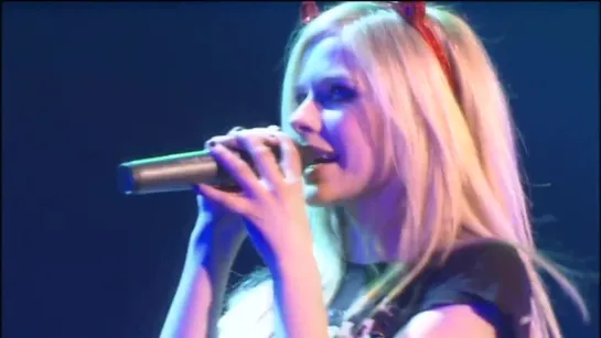 Avril Lavigne - Live at Budokan (Japan) 2005 - Full concert