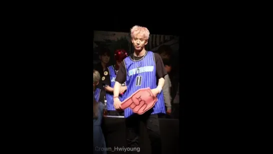 [FANCAM] 170604 Хвиён SF9 @ Myeongdong Fansign