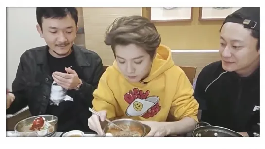 【 LUHAN MUKBANG】Barbecue&Noodles part 2