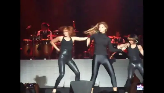 Beyonce -  Single Ladies (live) power 105 Izod Center