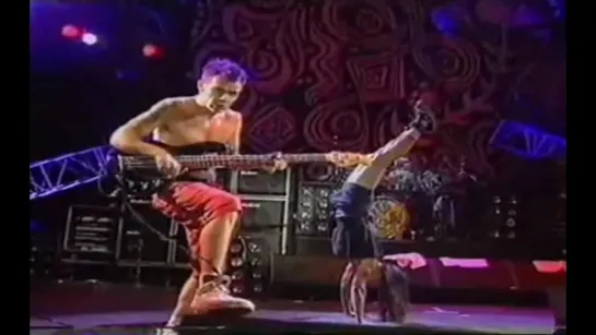 Handstand By Anthony Kiedis / John Frusciante Does The Splits