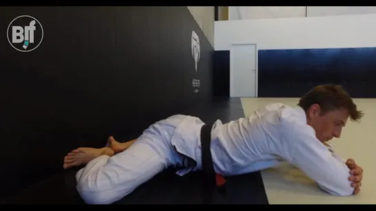 Get An Unpassable Guard By Stretching Like Espen Mathiesen #вместозарядки