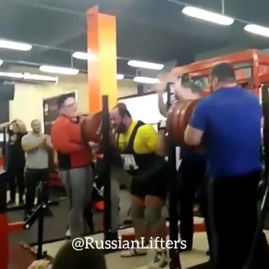 480kg_1058lbs Squat Raw w_ Wraps by Andrey Malanichev - New All Time WR!