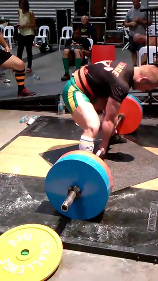 Andrey Belyaev 280 kg raw deadlift warm up with Ed Coan GPA Worlds 2014