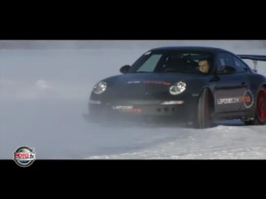 EXTREME 258 KM/H SUR LA GLACE : MATCH PORSCHE GT3 RS FACE A YAMAHA YZF 1000 R1