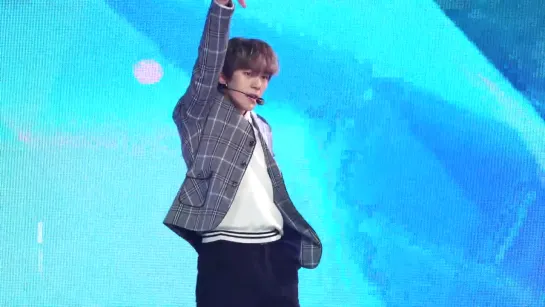 MONSTA X fancam - No Reason (Minhyuk focus) @ Golden Disc Awards 2019