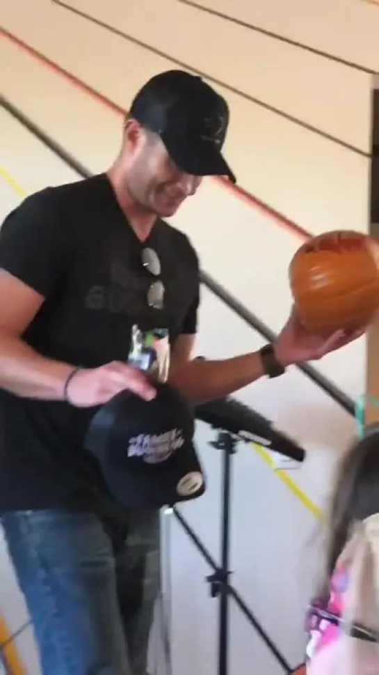 Jensen Ackles judging the pumpkin contest