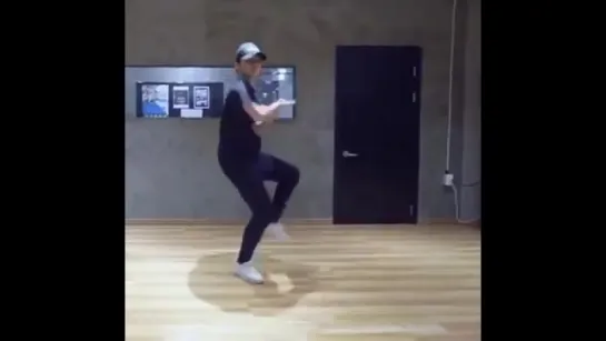 [171104] Lee Min Ho pre-debut dance practice