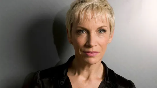 Annie Lennox - Angels We Have Heard On High