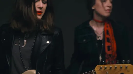 Larkin Poe ¦ Shes A Self Made Man (Official Video)