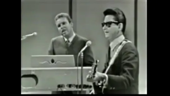 OH, PRETTY WOMEN - ROY ORBISON