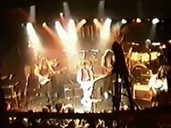 Smile (reunion) - If I Were A Carpenter (Roger Taylor  Tim Staffell  Brian May - 22_12_1992)