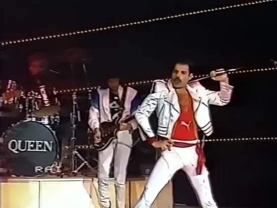 Queen - Radio Ga Ga - Sanremo 1984_02_04 [50fps] [Chief Mouse Restoration]