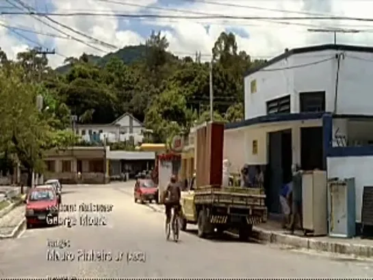 У каждого свое кино / Chacun son cinéma ou Ce petit coup au coeur quand la lumière s'éteint et que le film commence [Walter Sall