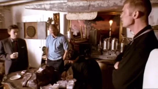 The Making of Lock, Stock  Two Smoking Barrels (Directed by Guy Ritchie)