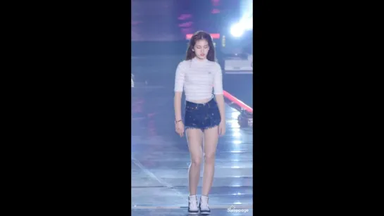 [직캠 FANCAM] 160924 IOI ( 아이오아이 )   Pick Me   [전소미] @ 인천KPOP Festival by Sleeppage