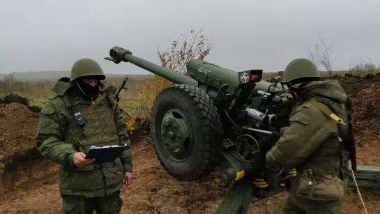 Саратовская область. Подготовка мобилизованных артиллеристов на полигоне ЦВО