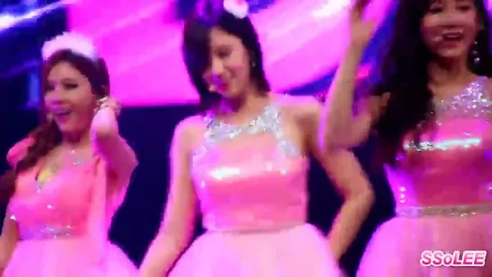 [Fancam] 141225 티아라 (큐리, Qri, T-ARA) - 03. 러비더비 (Lovey Dovey) @ 7