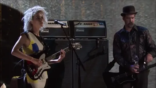 Rock & Roll Hall of Fame: St. Vincent and Nirvana -- "Lithium"