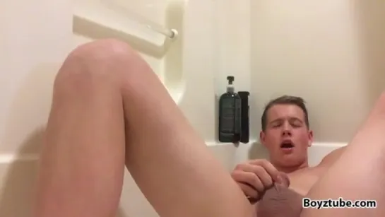 Small cock piss on face