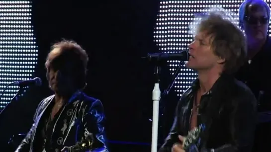 Bon Jovi - Superman Tonight - Live In New Jersey 2010