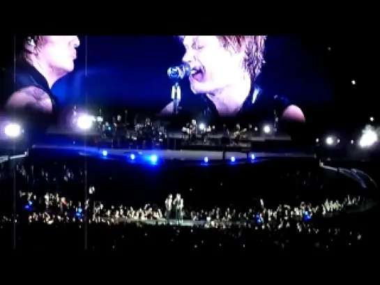 Bon Jovi - I'll Be There For You (Live at Suncorp Stadium,Brisbane,Australia 14.12.2010 THE CIRCLE TOUR)