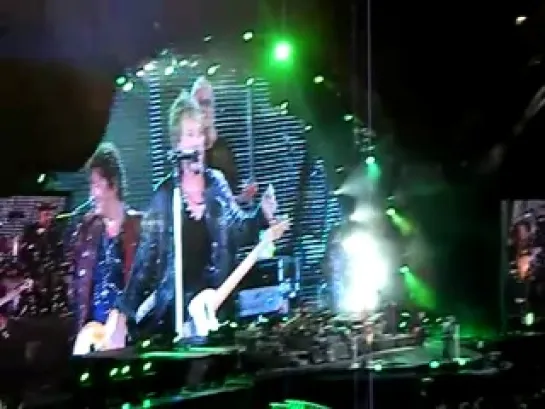 Bon Jovi - I'll Sleep When I'm Dead & Start Me Up (Live at Suncorp Stadium,Brisbane,Australia 14.12.2010)