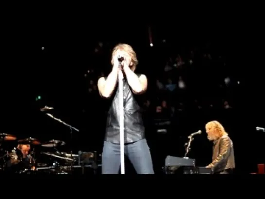 Bon Jovi - You Give Love A Bad Name & Born To Be My Baby (Live at Rod Laver Arena,Melbourne,Australia 10.12.2010)