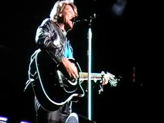 Bon Jovi - Blaze Of Glory (Live at Riverplate Stadium, Buenos Aires, Argentina, 03.10.2010 THE CIRCLE TOUR)