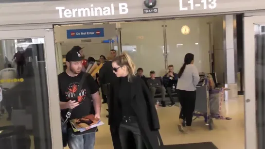 Ana de Armas arriving at LAX Airport in Los Angeles