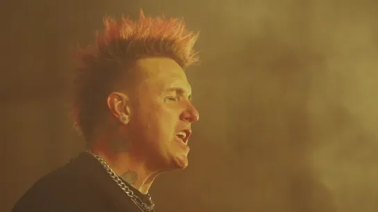 Papa Roach - Stand Up