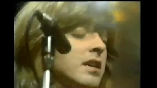 Badfinger - Sweet Tuesday Morning