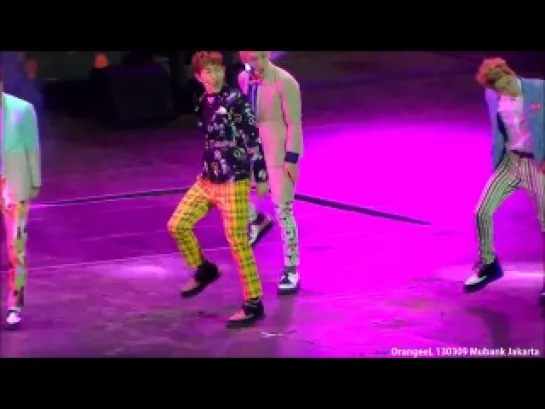 090313 Onew focus - Stand by Me + Beautiful + Sherlock + Dream Girl @ Muisic Bank in Jakarta