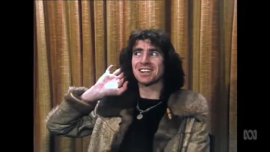 ACDC - Bon Scott Interview (London, 1 November 1977)