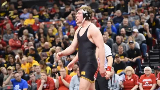 197lbs Jacob Warner (Iowa) vs Eric Schultz (Nebraska)