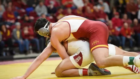 197lbs Willie Miklus (Iowa State) vs Jake Woodley (Oklahoma)