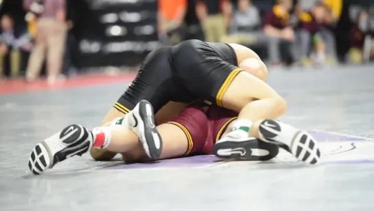 149lbs Pat Lugo (Iowa) tech fall Jake Bergeland (Minnesota)