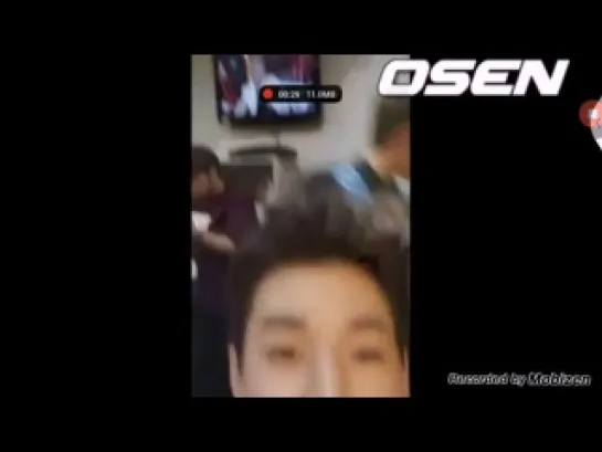 140711 Henry at Music Bank selfcamera