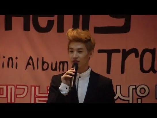 130623 Henry at IFC Mall Yeouido Fansign