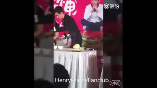 160804 Henry at 'Final Recipe' Press Conference