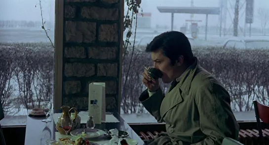 Красный круг / Le cercle rouge (1970) Жан-Пьер Мельвиль / Ален Делон / Франция, Италия