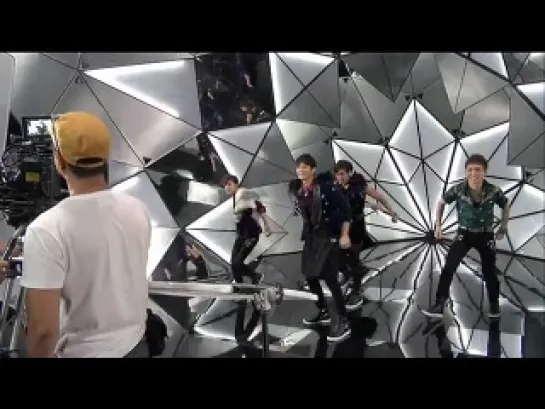 SHINee - Dazzling Girl Jacket and MV shooting bts