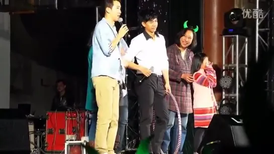 13.12.15 Lee Seung Gi Guangzhou FM Fancam 3 [KSrFV0Di6iQ]