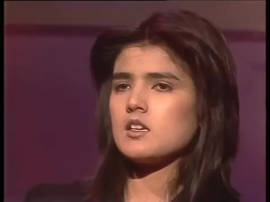 Tanita Tikaram - "Twist In My Sobriety" (1988)